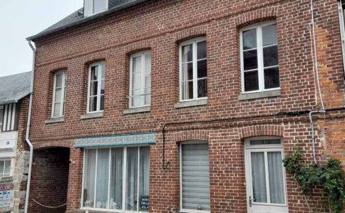 Townhouse for Sale - Veules-les-Roses, France