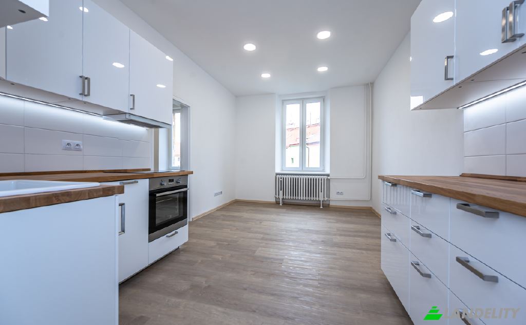 Apartment for Sale Novovysocanska, Praha Vysocany, Prague, Hlavni mesto Praha, Czechia. Photo 1