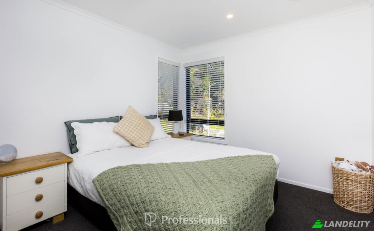 Townhouse for Sale 17 Dovey Katene Horvath Street, Trentham, Upper Hutt 5018, Upper Hutt, Upper Hutt City, Wellington Region, New Zealand. Photo 14