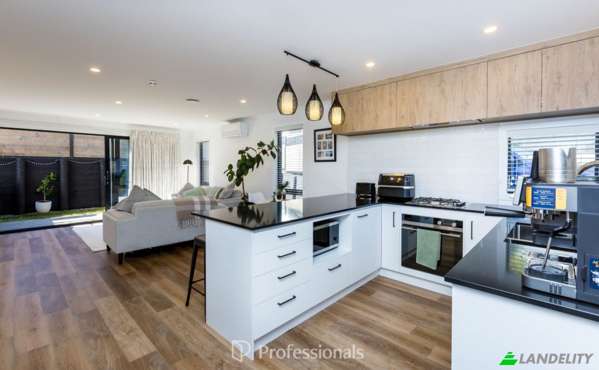 Townhouse for Sale 17 Dovey Katene Horvath Street, Trentham, Upper Hutt 5018, Upper Hutt, Upper Hutt City, Wellington Region, New Zealand. Photo 7