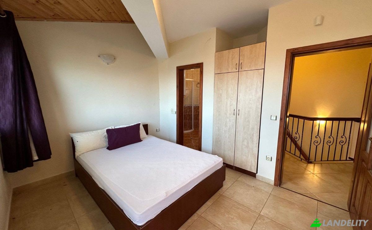 Single Family Home for Sale ul Min 48, 9632 Varna, Rogachevo, Balchik, Dobrich Province, Bulgaria. Photo 5