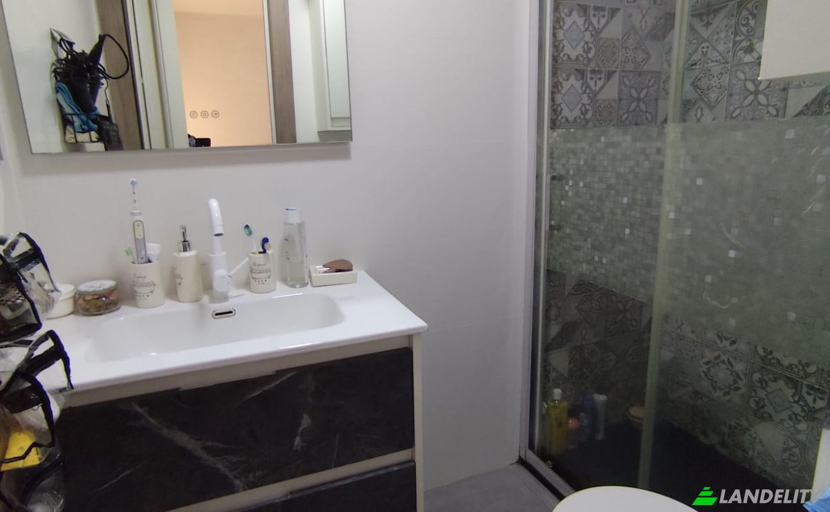 Apartment for Sale C Sancho Miranda, Cdad Jardin, Malaga, Province of Malaga, Andalusia, Spain. Photo 13