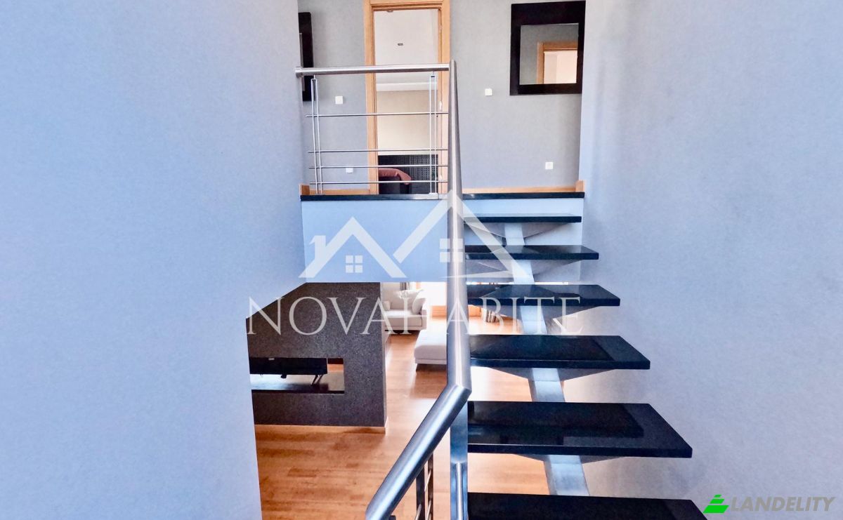 Moradia à venda R Ildo Hermógenes da Silva Marques 24, Lourinhã, Lisboa, Portugal. foto 19