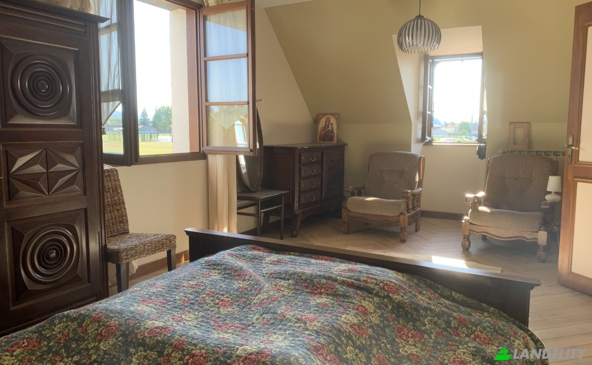 Single Family Home for Sale 14 Chem du Bousquet, 15000 Aurillac, Aurillac, Cantal, Auvergne-Rhone-Alpes, France. Photo 9