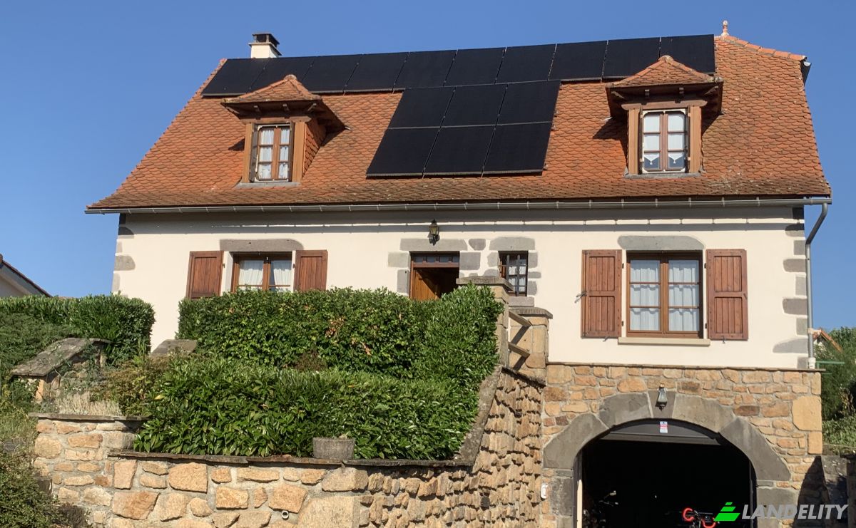 Single Family Home for Sale 14 Chem du Bousquet, 15000 Aurillac, Aurillac, Cantal, Auvergne-Rhone-Alpes, France. Photo 1