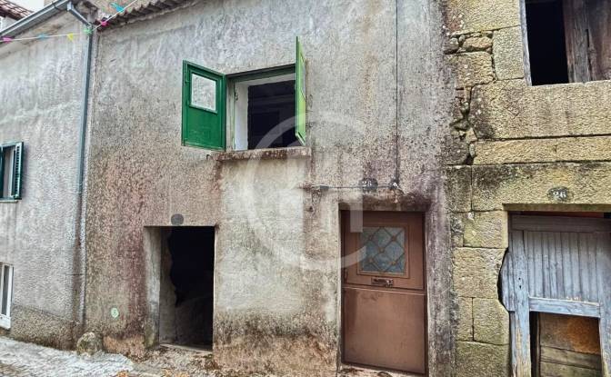 Townhouse for Sale - Peraboa, Portugal