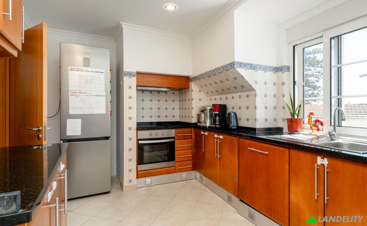 Appartement à vendre R Carvalho Freirinha 19, 2800-676 Almada, Almada, Setubal, Portugal. Photo 2