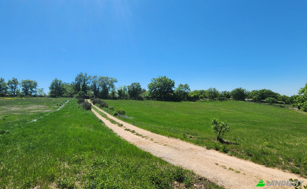 Villa for Sale 665 Chem de Sainte-Croix, 04500 Montagnac-Montpezat, Montagnac-Montpezat, Alpes-de-Haute-Provence, Provence-Alpes-Cote dAzur, France. Photo 16