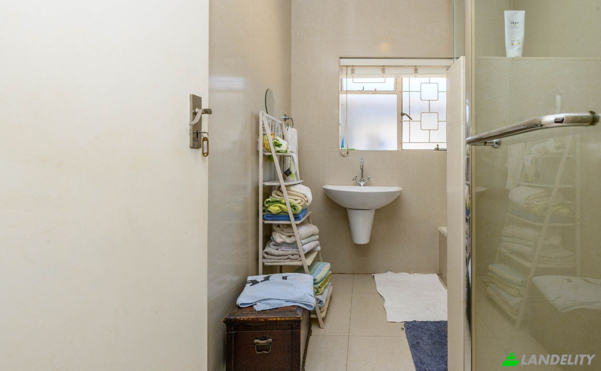 Investing/Development for Sale 18 Recreation Rd, Theescombe, Gqeberha, Nelson Mandela Bay Metropolitan Municipality, Eastern Cape, South Africa, 6070. Photo 12