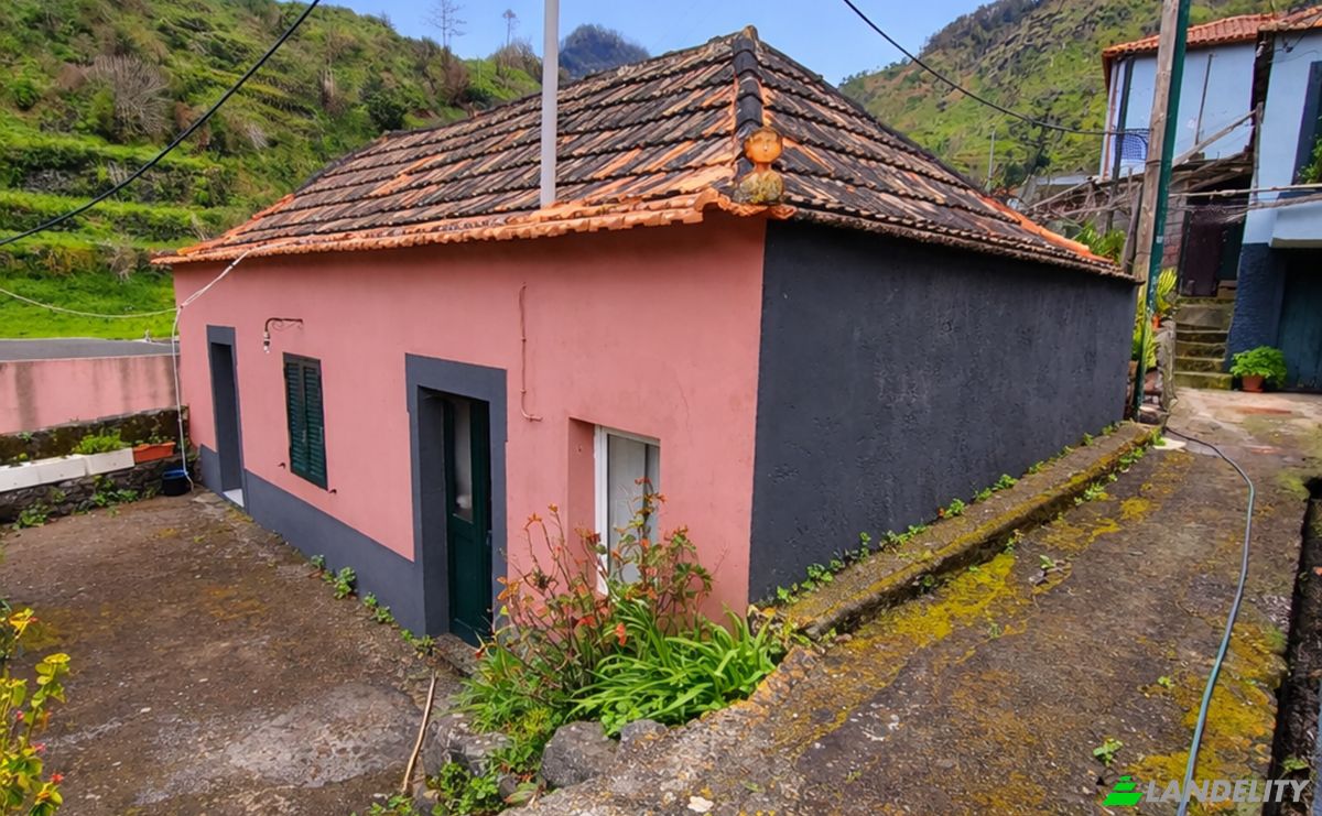 Single Family Home for Sale Vereda do Passal 7, 9350-328 Serra de Agua, Serra de Agua, Ribeira Brava, Madeira, Portugal. Photo 3