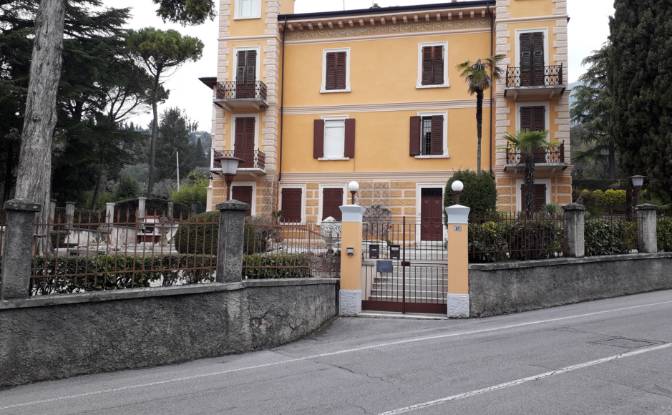 Apartment for Sale - Gardone Riviera, Italy