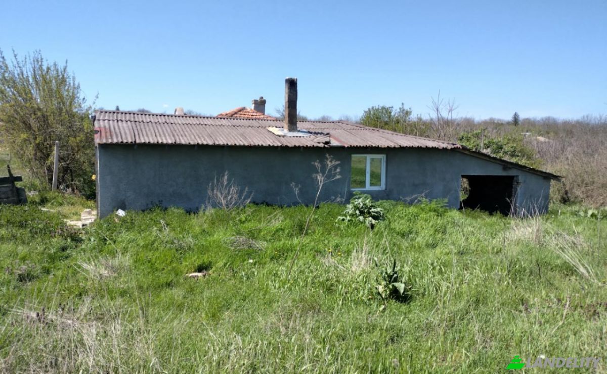 Farm/Ranch for Sale 9283 Shtipsko, Shtipsko, Valchi Dol, Varna, Bulgaria. Photo 2