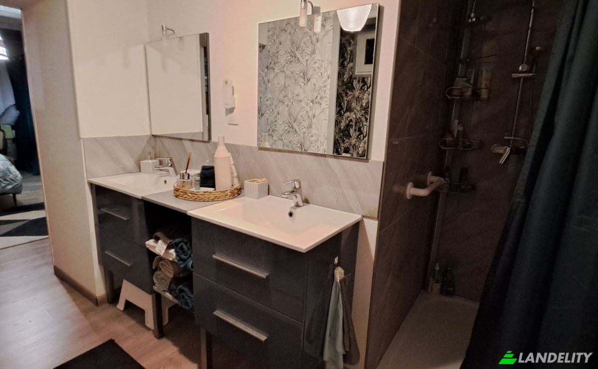 Single Family Home for Sale 1 Rte des Essarts, 79220 Cours, Cours, Deux-Sevres, Nouvelle-Aquitaine, France. Photo 20