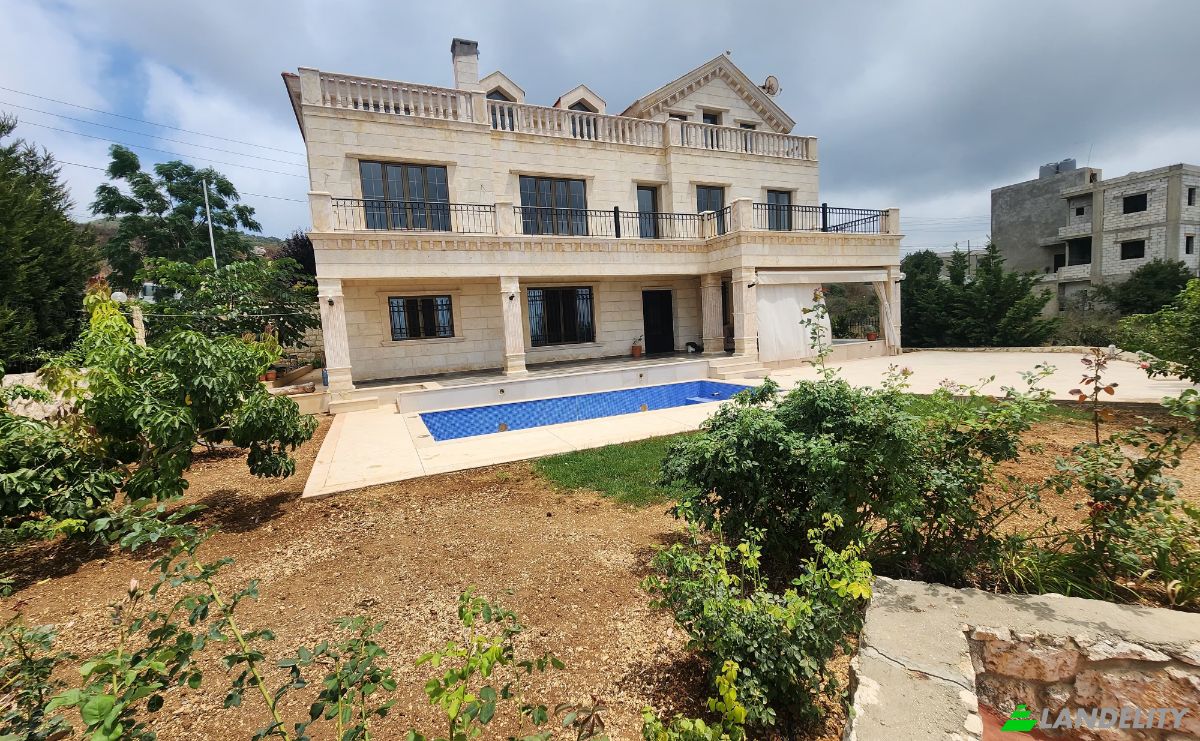 Villa for Sale Gharzouz, Jbeil, Mount Lebanon Governorate, Lebanon. Photo 3