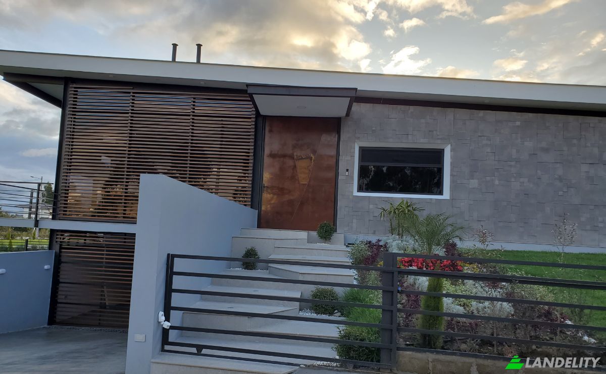 Single Family Home for Sale Tabacundo, Pedro Moncayo, Pichincha, Ecuador. Photo 11