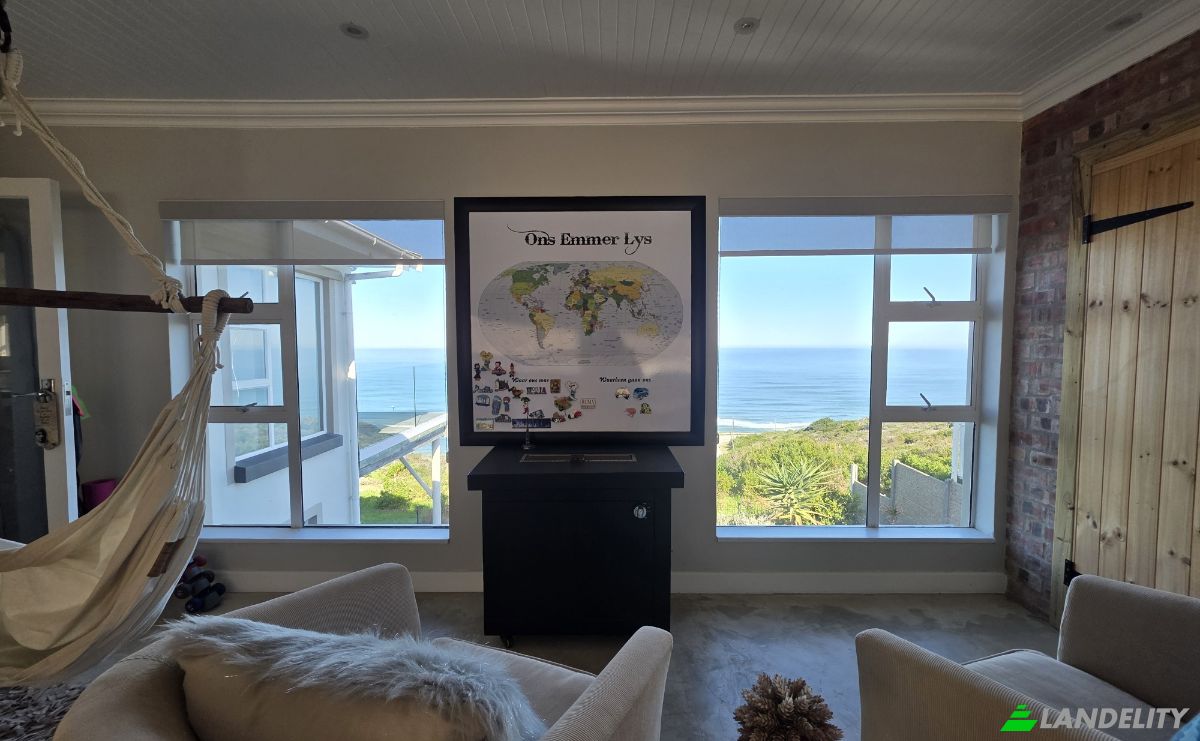 Single Family Home for Sale 42P Mellifera St, Dana Bay, Mossel Bay, Garden Route District Municipality, Western Cape, South Africa, 6510. Photo 13