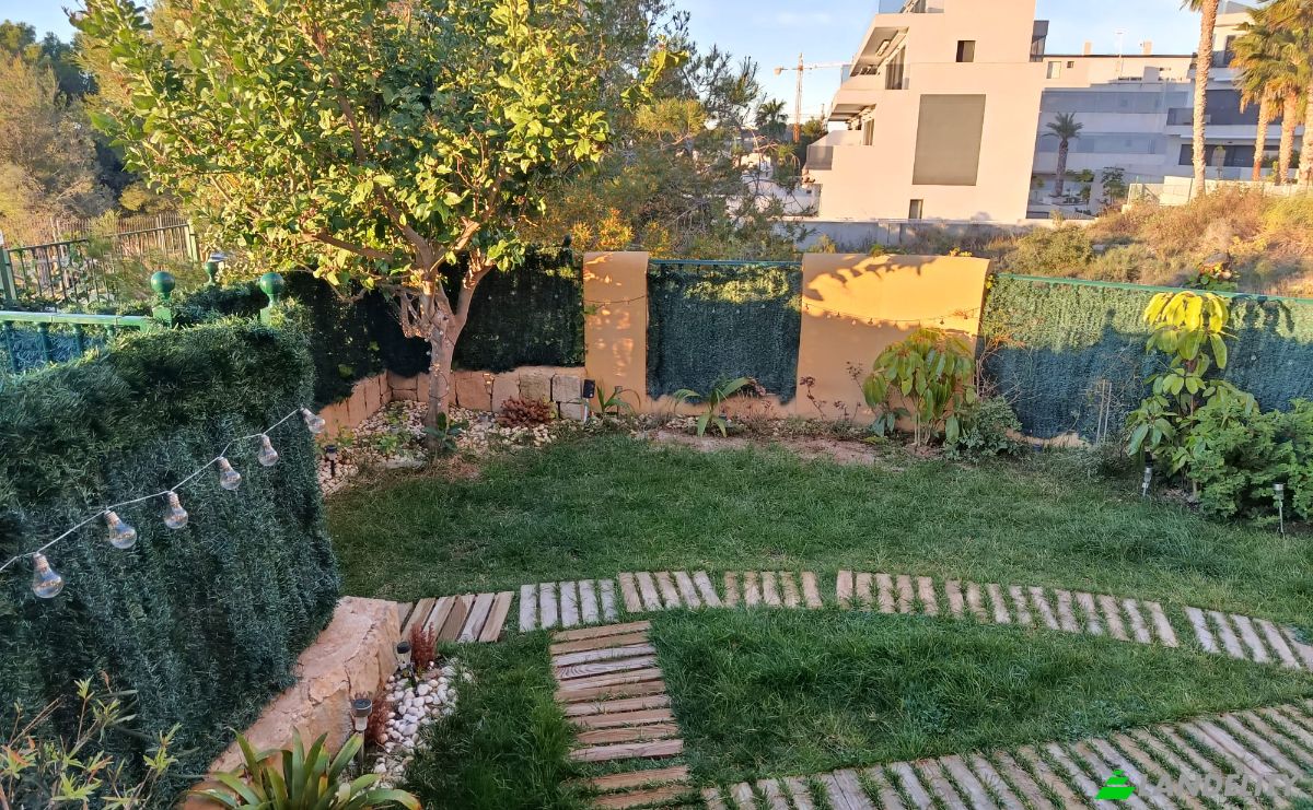 Townhouse for Sale Carrer Berlin, Finestrat, Alicante, Valencian Community, Spain. Photo 1