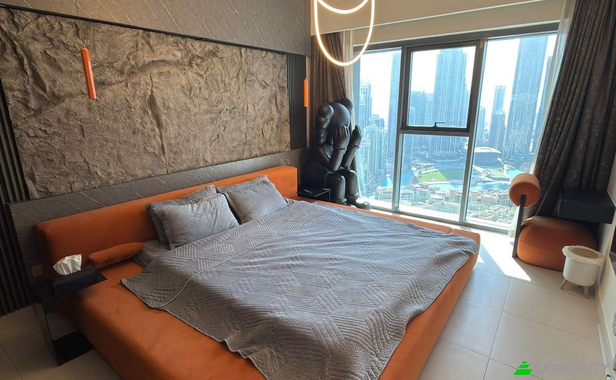 Apartment for Sale 1 Sheikh Mohammed bin Rashid Blvd, Dubai, Burj Khalifa, United Arab Emirates, Downtown Dubai. Photo 6
