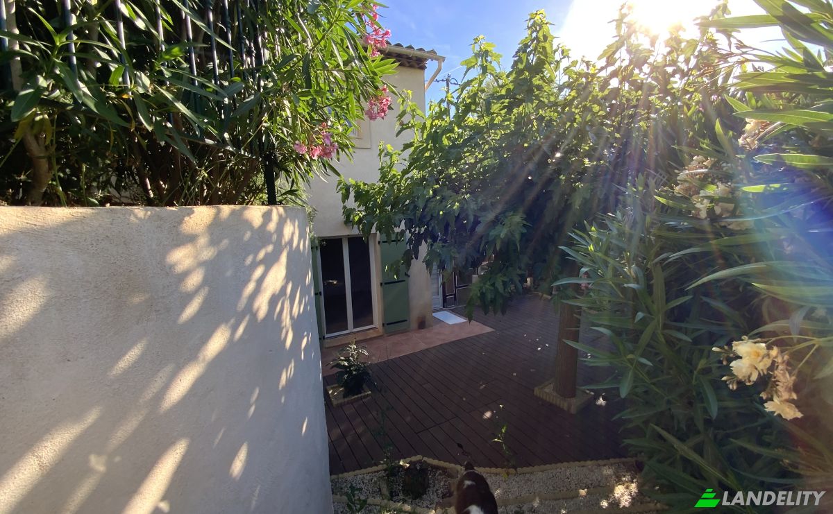Single Family Home for Sale 489 Chem de la Mauniere, 83400 Hyeres, Hyeres, Var, Provence-Alpes-Cote dAzur, France. Photo 13
