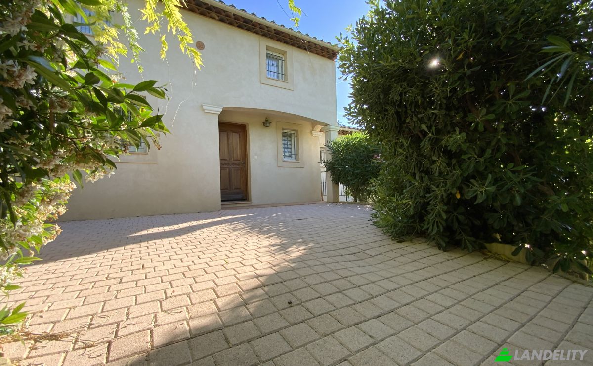 Single Family Home for Sale 489 Chem de la Mauniere, 83400 Hyeres, Hyeres, Var, Provence-Alpes-Cote dAzur, France. Photo 15