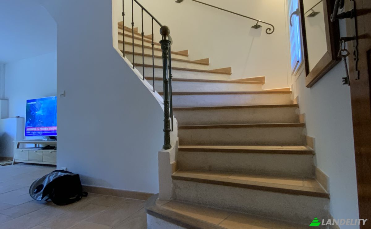 Single Family Home for Sale 489 Chem de la Mauniere, 83400 Hyeres, Hyeres, Var, Provence-Alpes-Cote dAzur, France. Photo 22