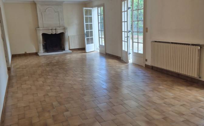 Villa for Sale 409 Les Moulineaux E. Photo#11