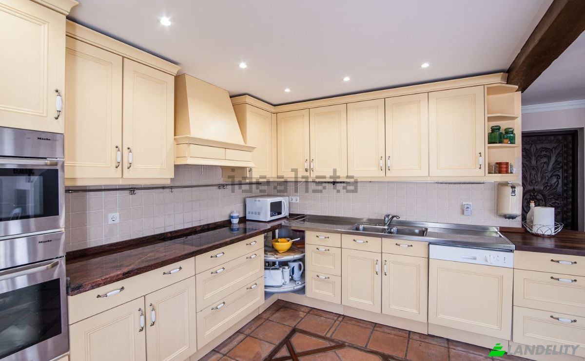Townhouse for Sale Av Margaret Pitarch, Fuengirola, Malaga, Province of Malaga, Andalusia, Spain. Photo 17