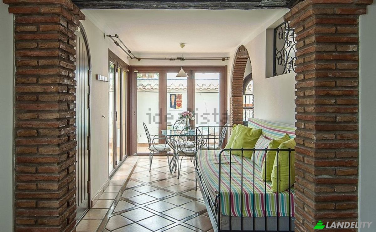 Townhouse for Sale Av Margaret Pitarch, Fuengirola, Malaga, Province of Malaga, Andalusia, Spain. Photo 5