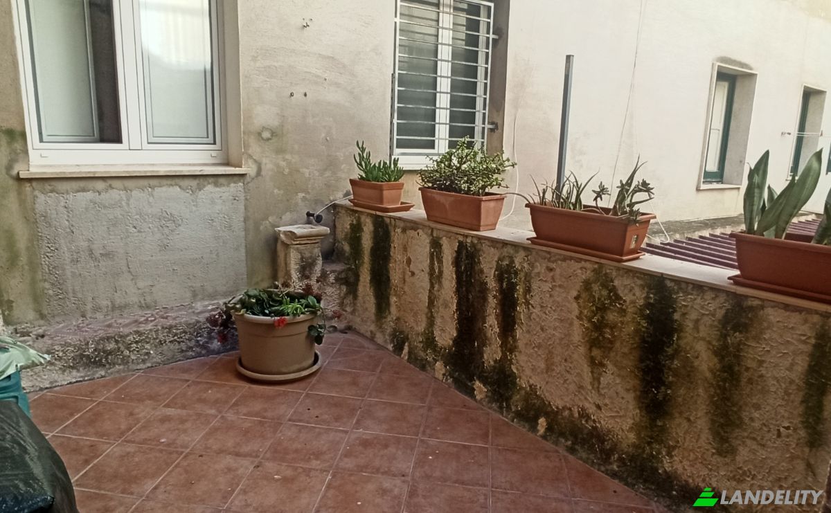 Apartment for Sale Via S Francesco DAssisi, 91100 Trapani TP, Trapani, Free municipal consortium of Trapani, Sicily, Italy. Photo 12