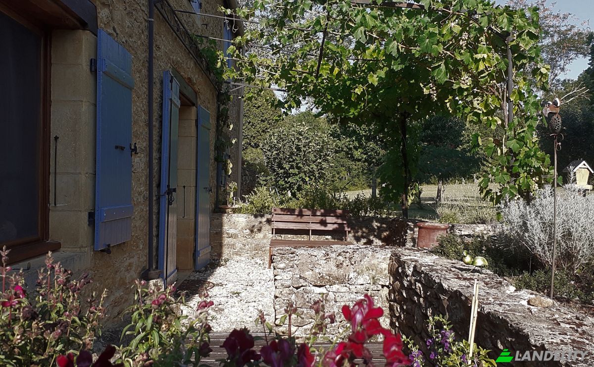 Farm/Ranch for Sale 333 Rte du Pic, 46250 Marminiac, Marminiac, Lot, Occitanie, France. Photo 3