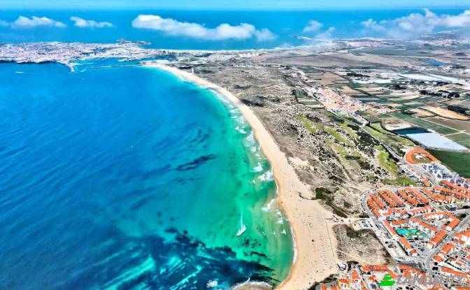 Apartment for Sale - Atouguia da Baleia, Portugal