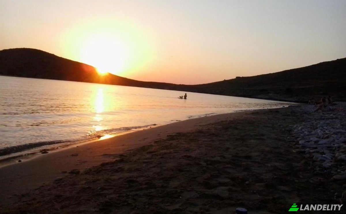 Land Lot for Sale Siros Ermoupoli 841 00, Ermoupoli, Southern Aegean, Decentralized Administration of the Aegean, Greece. Photo 3