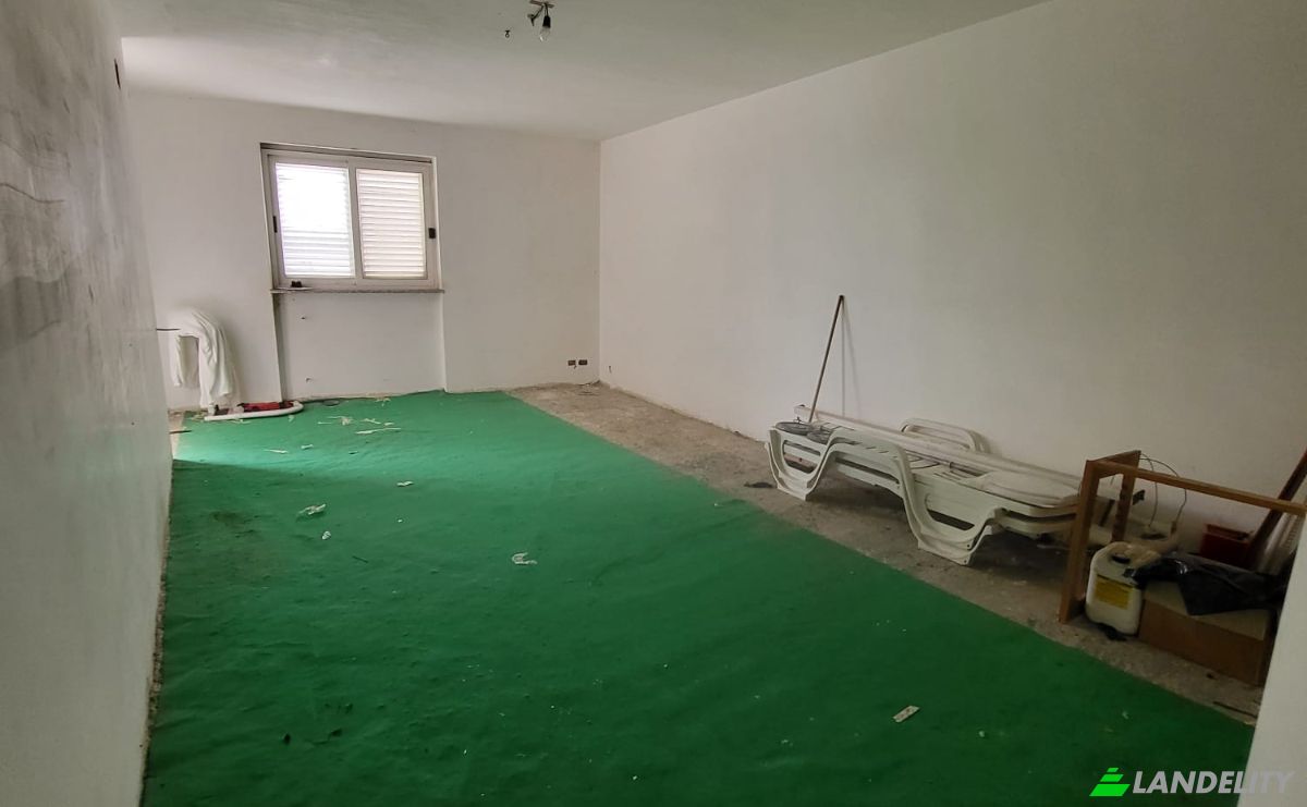 Apartment for Sale Via Fiume, 75024 Montescaglioso MT, Montescaglioso, Province of Matera, Basilicata, Italy. Photo 16