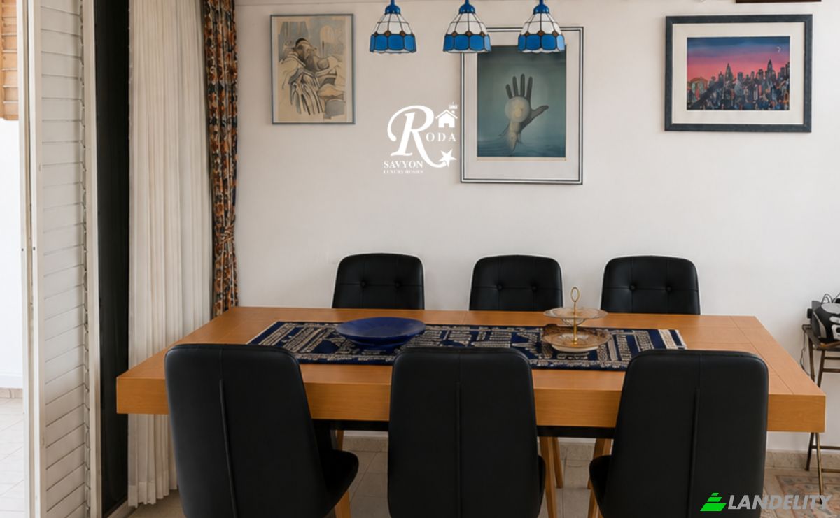 Villa for Sale David Dvora St 17, Kiryat Ono, Yehuda Halevi Yeshayahu, Tel Aviv District, Israel. Photo 5