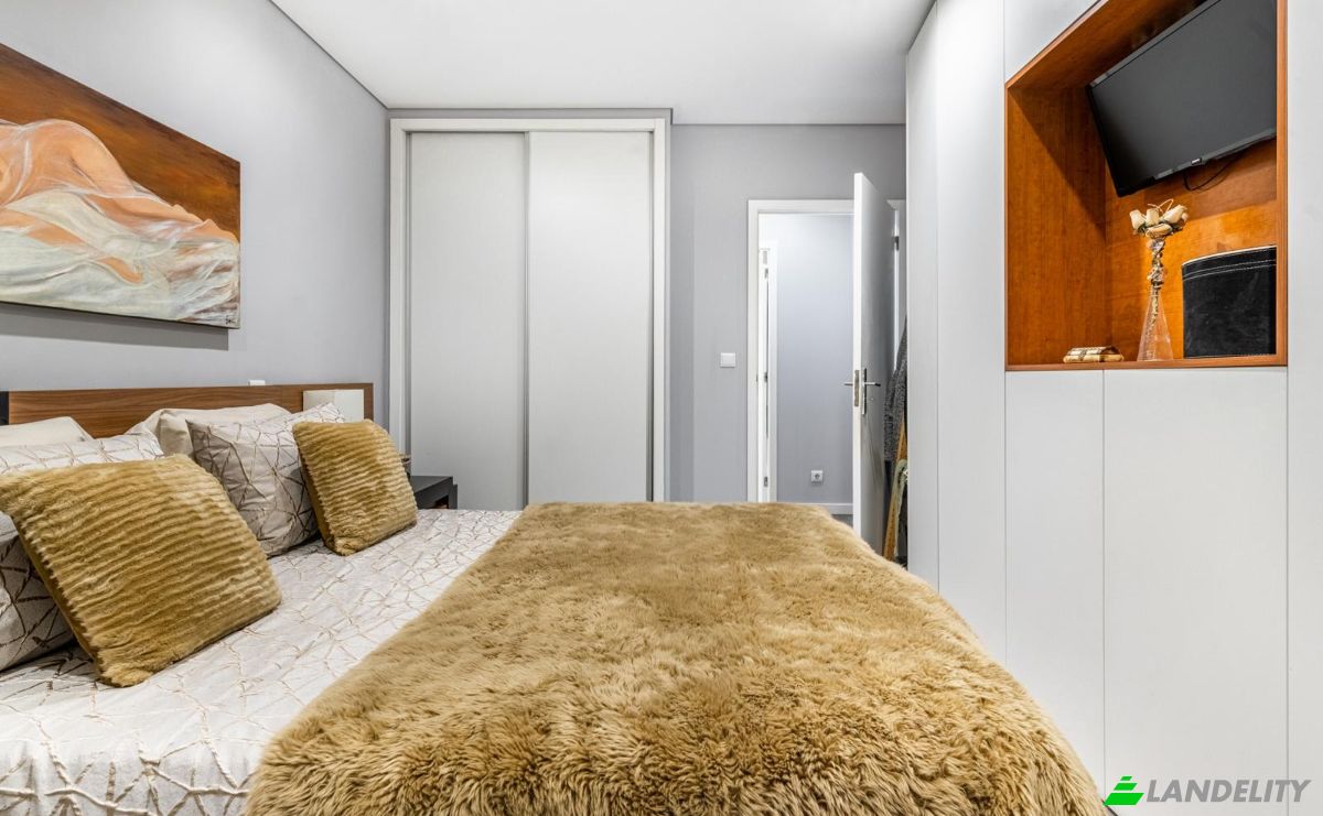 Apartment for Sale R Orfeao de Braga 18, Braga, Portugal. Photo 7