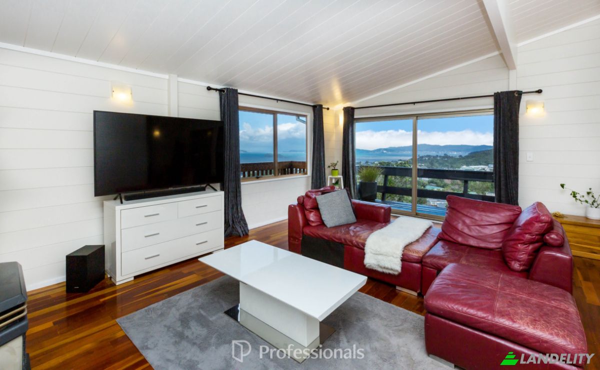 Single Family Home for Sale 52 Cypress Drive, Maungaraki, Lower Hutt 5010, Lower Hutt, Lower Hutt City, Wellington Region, New Zealand. Photo 5