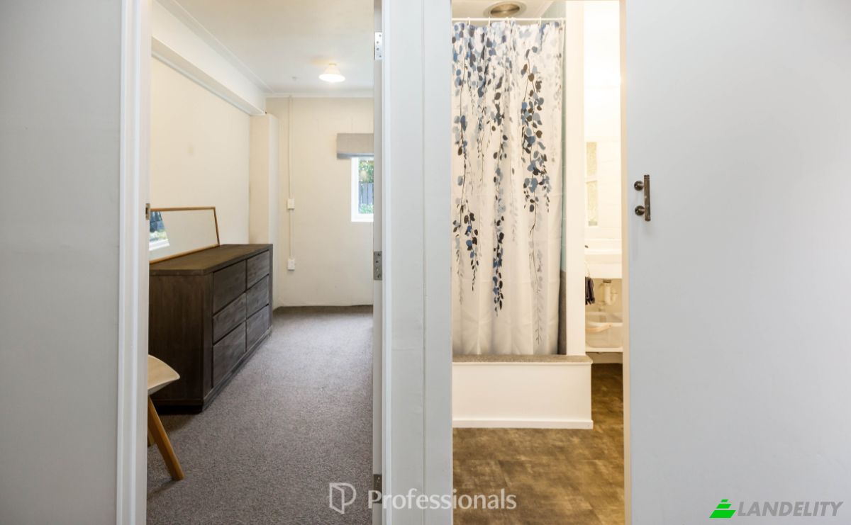 Single Family Home for Sale 52 Cypress Drive, Maungaraki, Lower Hutt 5010, Lower Hutt, Lower Hutt City, Wellington Region, New Zealand. Photo 18