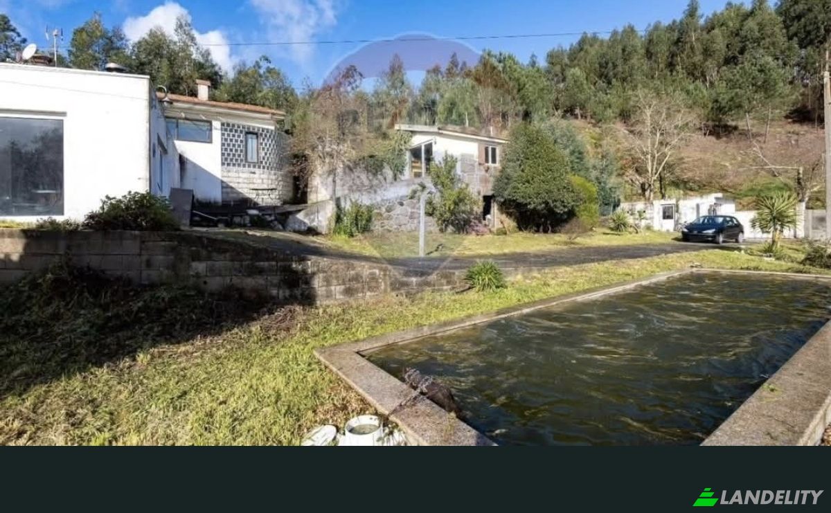 Single Family Home for Sale Tv Salgueirinho, Paredes de Viadores, Marco de Canaveses, Porto District, Portugal. Photo 4