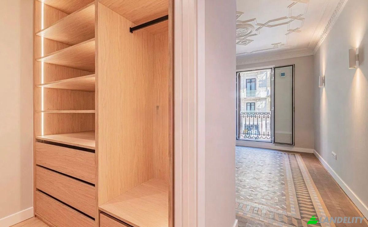 Apartment for Sale Carrer de Bergara, Eixample, Barcelona, Catalonia, Spain. Photo 11