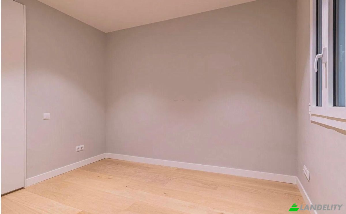 Apartment for Sale Carrer de Bergara, Eixample, Barcelona, Catalonia, Spain. Photo 12