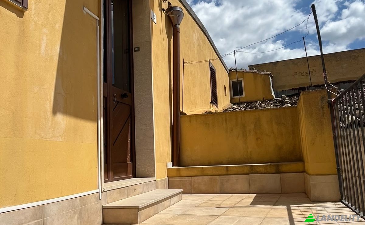 Apartament na sprzedaż Via Garibaldi, 28 E, 96010 Ferla SR, Ferla, Free municipal consortium of Syracuse, Sicily, Italy. Zdjęcie 21