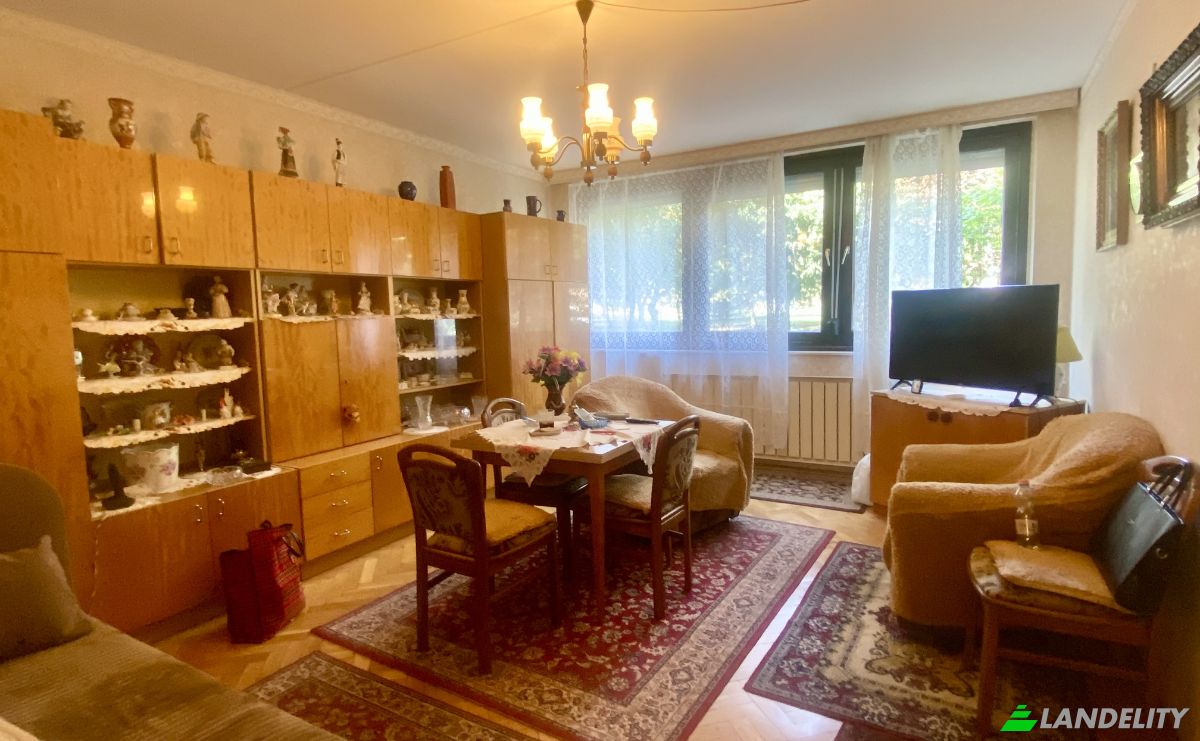 Apartment for Sale Budapest, Hungary, Robert Karoly korut 14a, 1138 Hungary. Photo 2