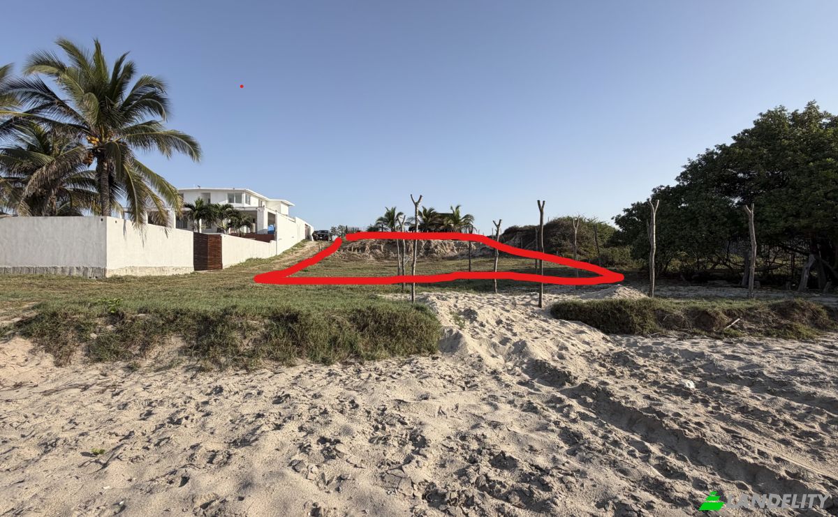 Land Lot for Sale 40827 Gro, La Salada, La Union de Isidoro Montes de Oca, Guerrero, Mexico. Photo 1