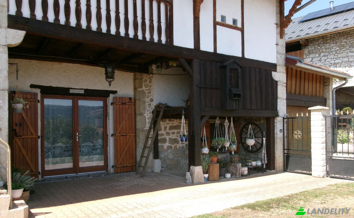 Single Family Home for Sale 125 Rue du Mollard, 01260 Haut Valromey, Haut-Valromey, Ain, Auvergne-Rhone-Alpes, France. Photo 4