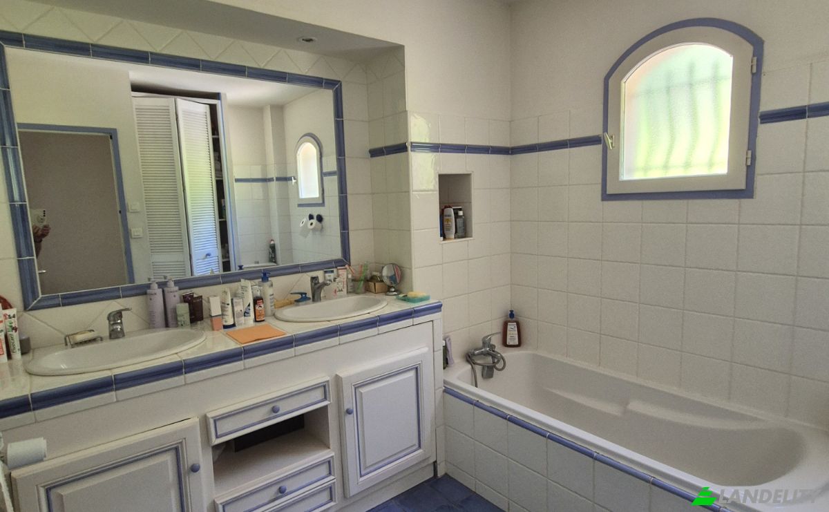 Single Family Home for Sale 82 Chem de lAubepine, 26260 Saint-Donat-sur-lHerbasse, Saint-Donat-sur-lHerbasse, Drome, Auvergne-Rhone-Alpes, France. Photo 6