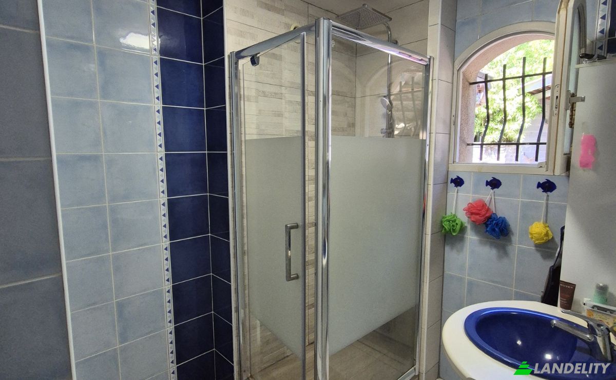Single Family Home for Sale 82 Chem de lAubepine, 26260 Saint-Donat-sur-lHerbasse, Saint-Donat-sur-lHerbasse, Drome, Auvergne-Rhone-Alpes, France. Photo 8