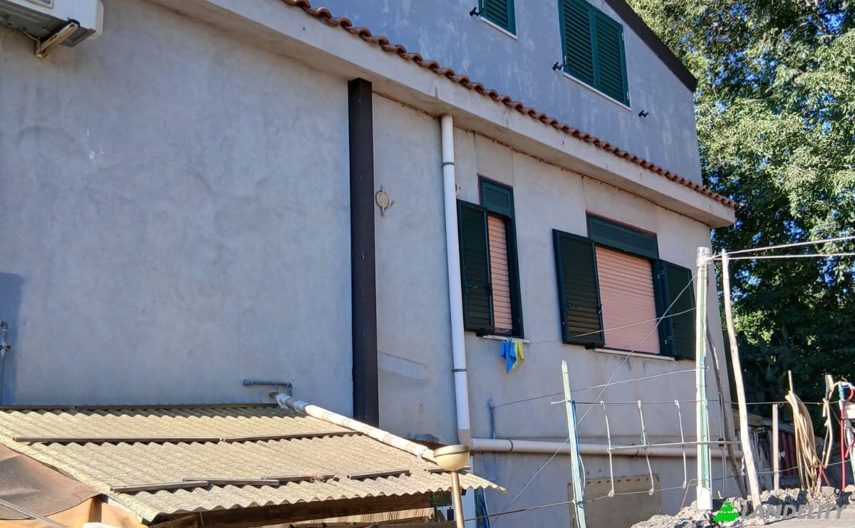 Villa for Sale Via Pietramarina, 95012 Verzella CT, Verzella, Metropolitan city of Catania, Sicily, Italy. Photo 11