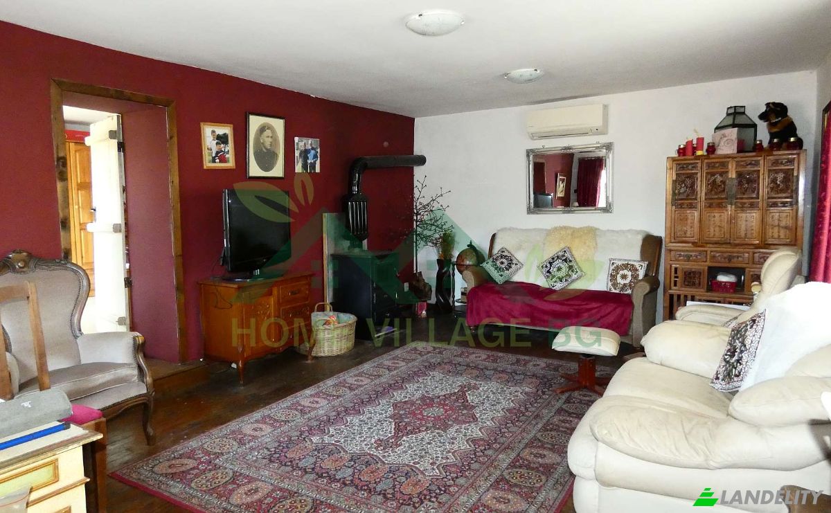 Mansion for Sale 9225 Petrov dol, Petrov dol, Provadia, Varna, Bulgaria. Photo 5