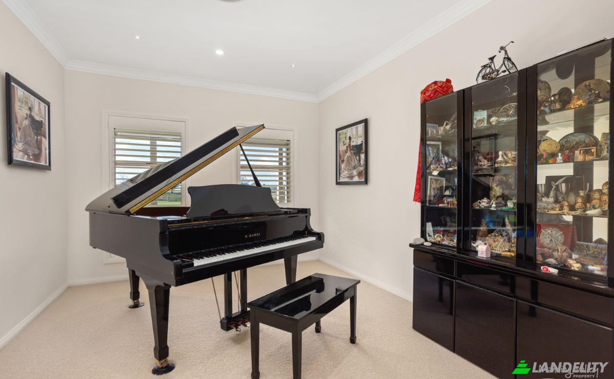 Mansion for Sale 211 Marchfield Rd, Wingham NSW 2429, Wingham, Mid-Coast Council, New South Wales, Australia. Photo 11