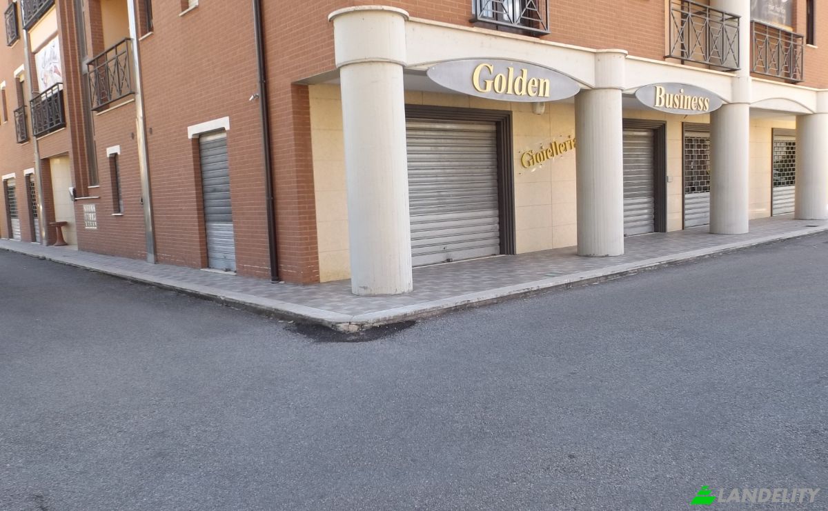 Business for Sale Via del Gallitello, 102, 85100 Potenza PZ, Potenza, Province of Potenza, Basilicata, Italy. Photo 8
